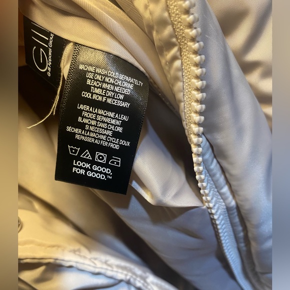 NWT Kenneth Cole NY Women’s Memory 3/4 Length Puffer Coat Warm Cozy - Picture 9 of 11